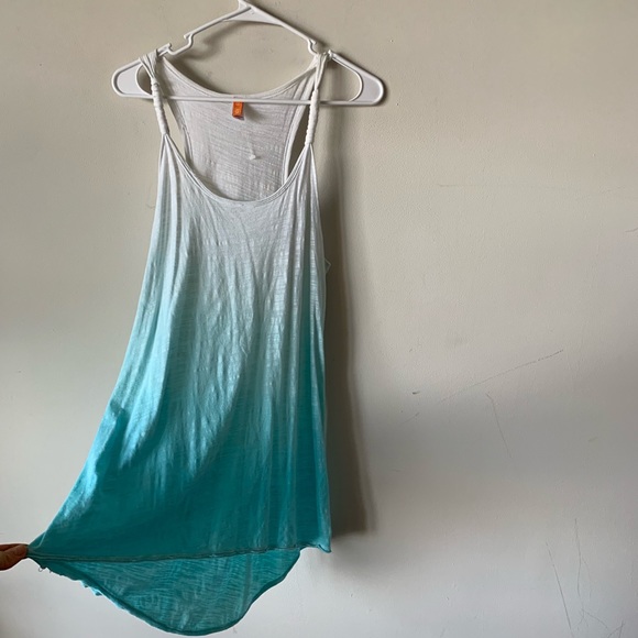 Lucy ombré long flowy workout tank (bin MMM) - Picture 3 of 6